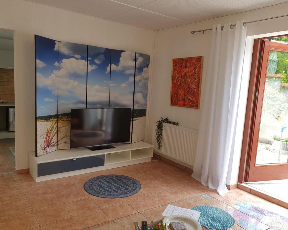 Laegenhet Thujan, Solrosen I Simrishamn-Oesterlen Bagian luar foto