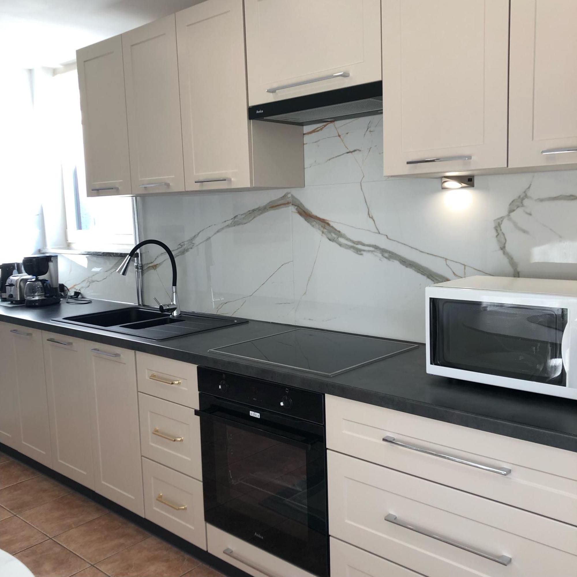 Laegenhet Thujan, Solrosen I Simrishamn-Oesterlen Bagian luar foto
